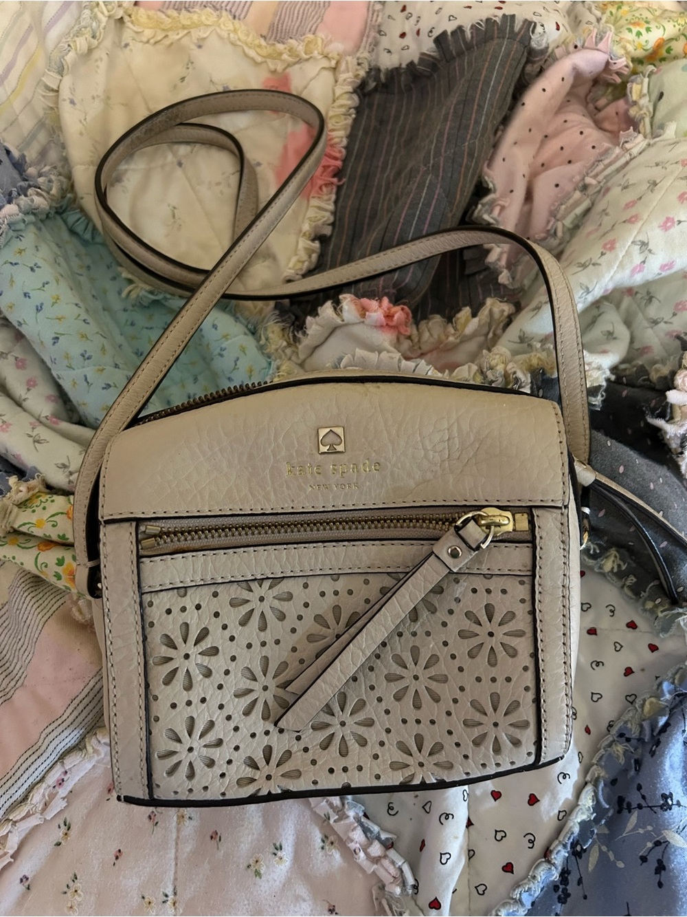 kate spade Like New Cream Leather Laser-Cut Floral Design Crossbody Bag/Purse